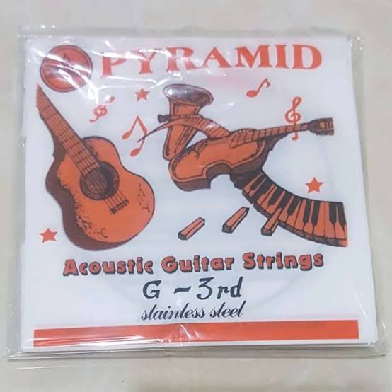 Senar Gitar Piramide di SRC Dava Lubuk Pakam